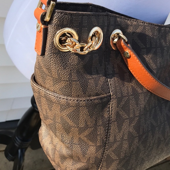 NWT Michael Kors Browm Skin Jet Set - Picture 4 of 8